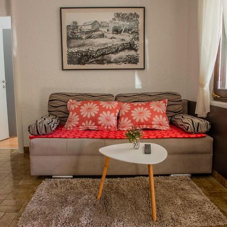 Apartman Bozica Vir Eksteriør billede