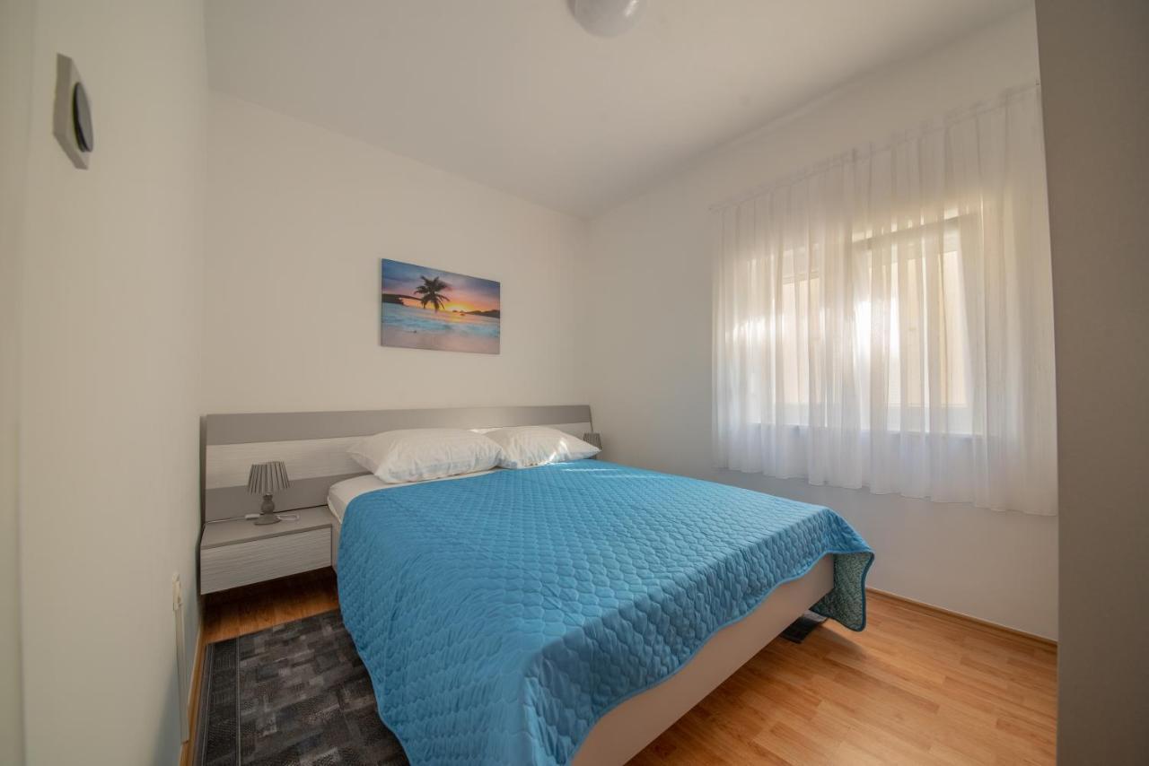 Apartman Bozica Vir Eksteriør billede