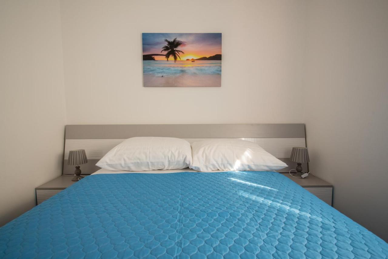 Apartman Bozica Vir Eksteriør billede